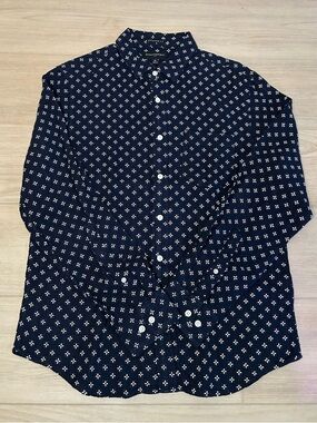 Banana Republic Button Down Untucked Fit Shirt